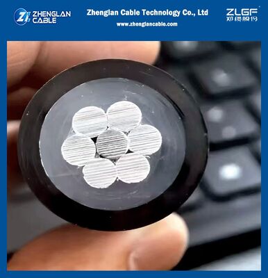 15KV 25KV 35KV XLPE 단열 HDPE 껍질 ACSR 선도자 ICEA S-121-733 표준과 나무 와이어 덮인 케이블